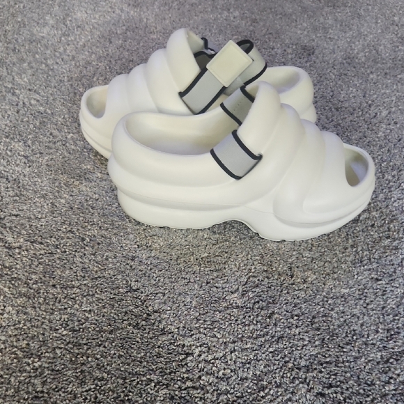 White Platform Sandals with Adjustable Straps - Picture 1 of 5